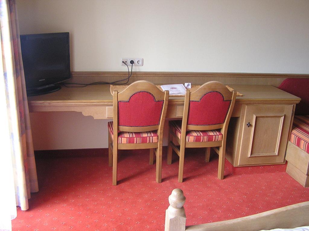 Gasthof Ascherwirt Hotel Brandenberg Стая снимка